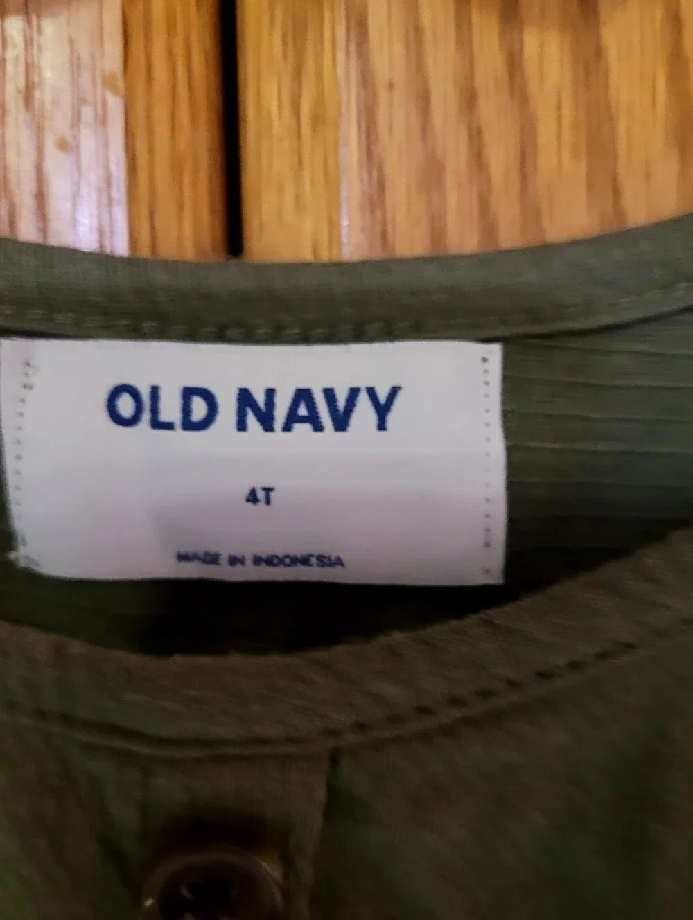 Old Navy size 4t